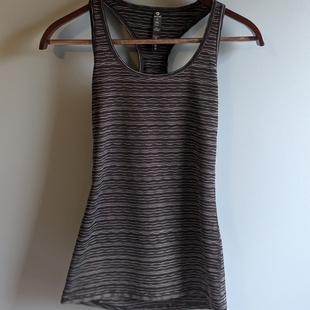 90 Degree by Reflex work out/yoga shirt